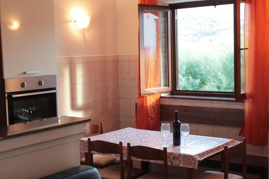Apartmani Peko พาก ภายนอก รูปภาพ