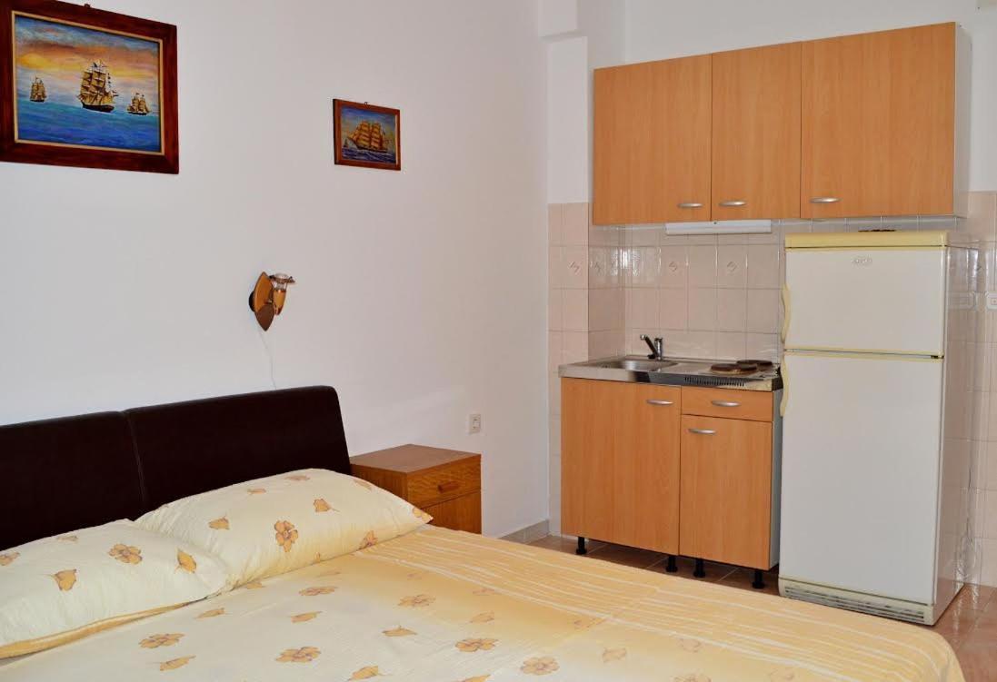 Apartmani Peko พาก ภายนอก รูปภาพ