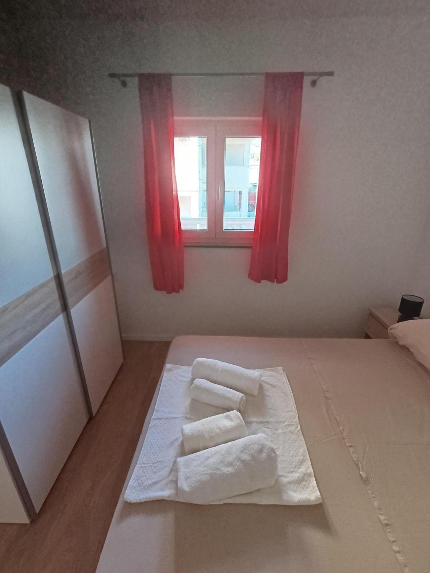 Apartmani Peko พาก ภายนอก รูปภาพ