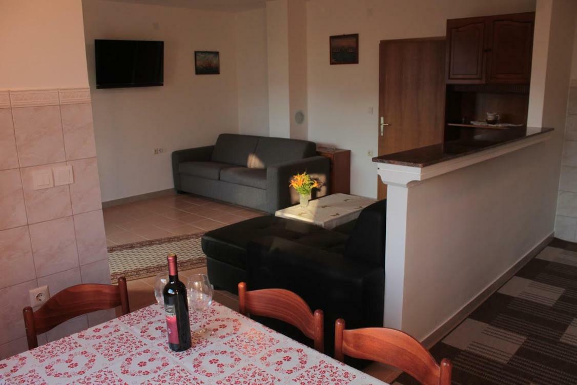 Apartmani Peko พาก ภายนอก รูปภาพ