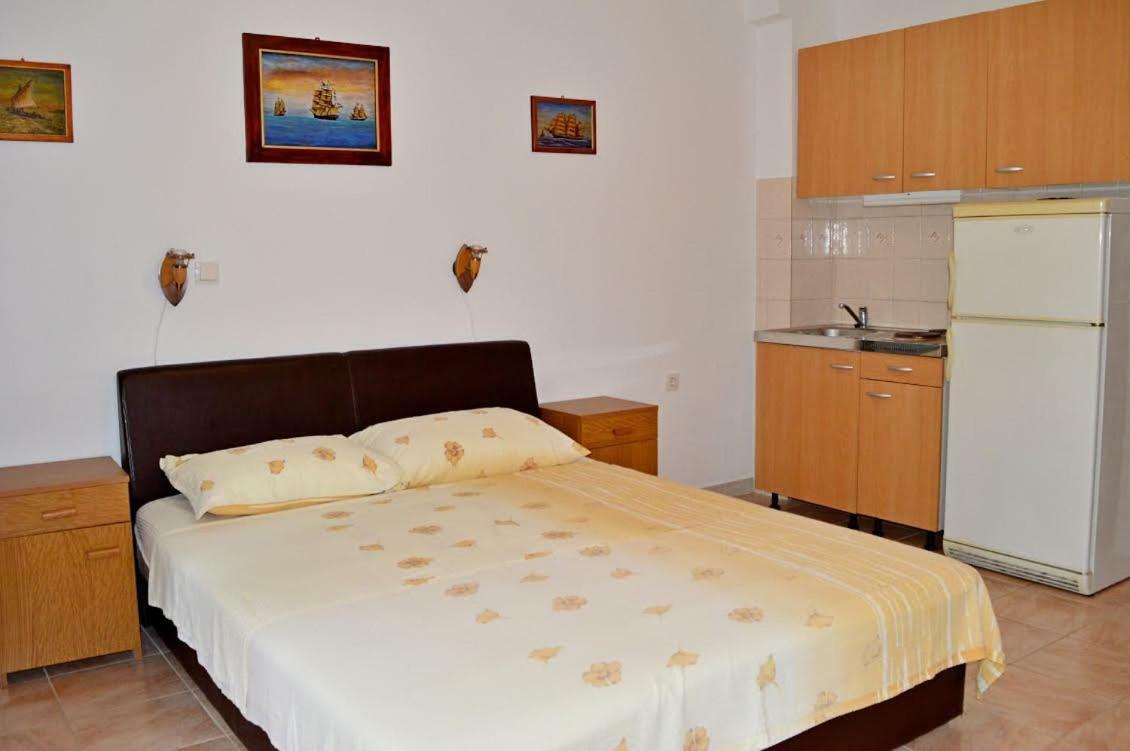 Apartmani Peko พาก ภายนอก รูปภาพ